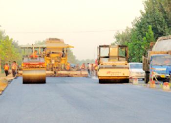 華興Z型輪振動壓路機