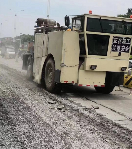 舊水泥道路碎石化施工